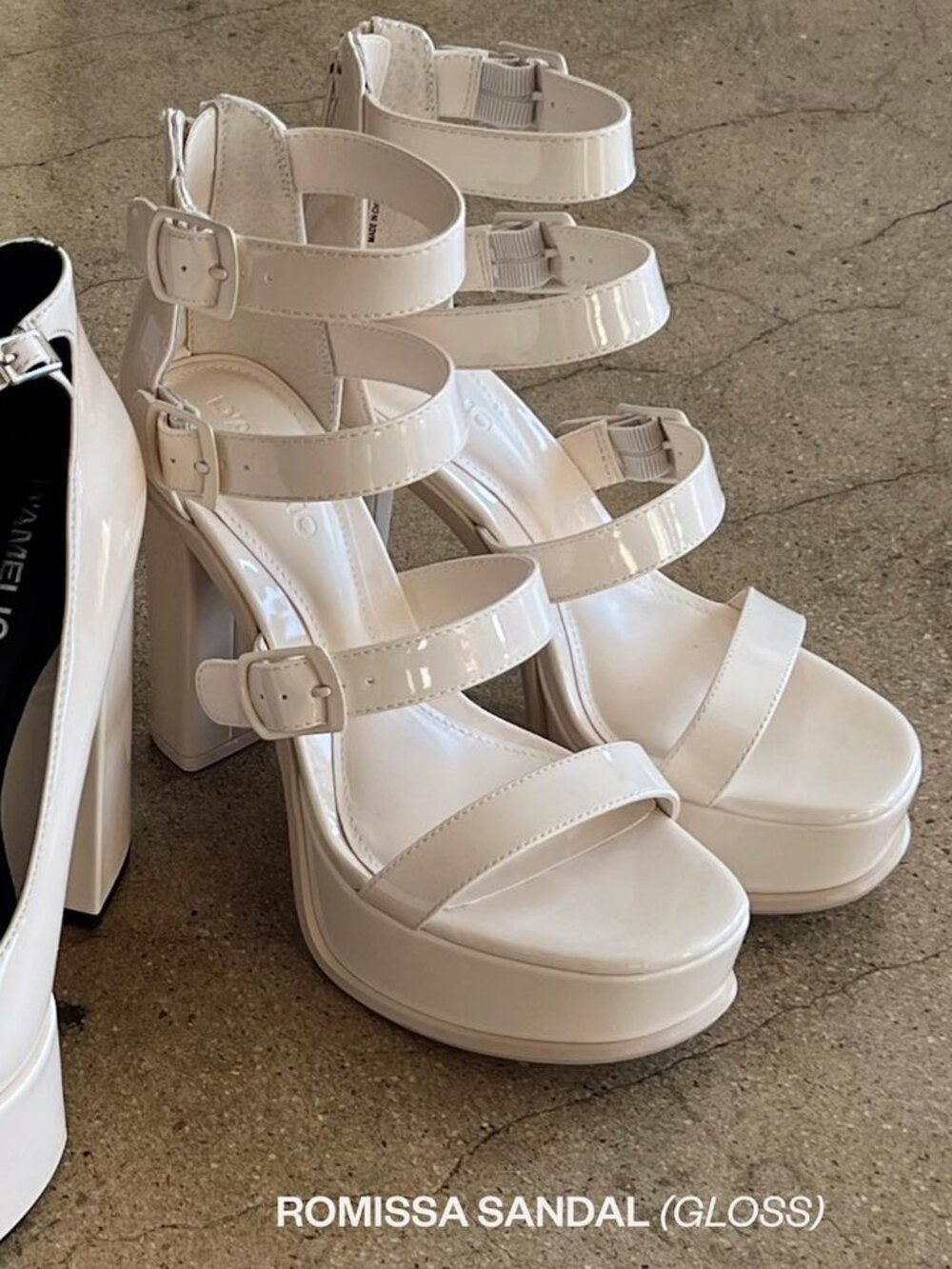 NEW D'amelio Romissa Sandals Size 7.5